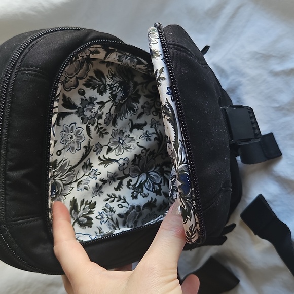 NWOT Vera Bradley crossbody backpack main image 3